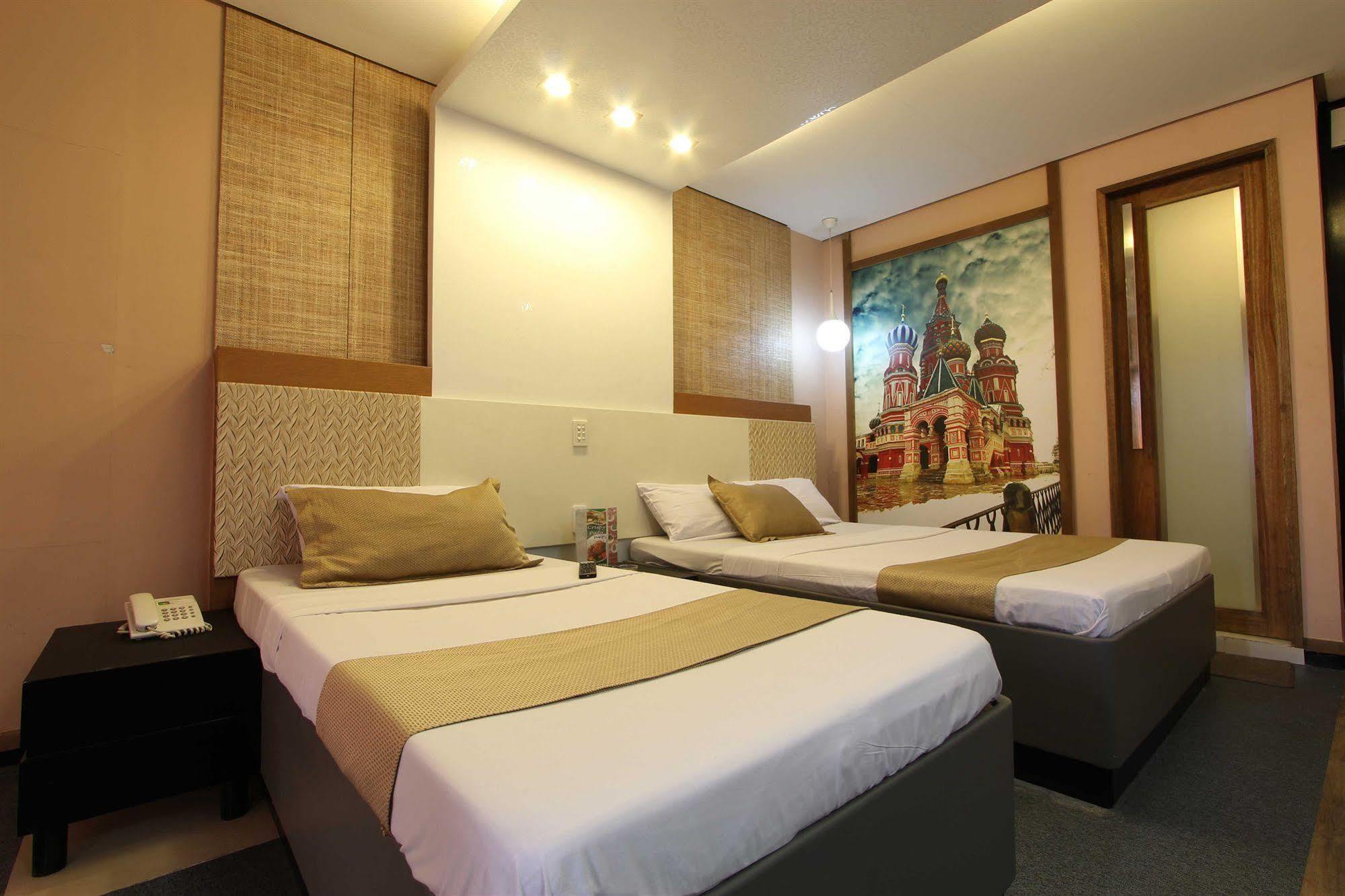 Hotel Dreamworld Araneta Cubao Exterior photo